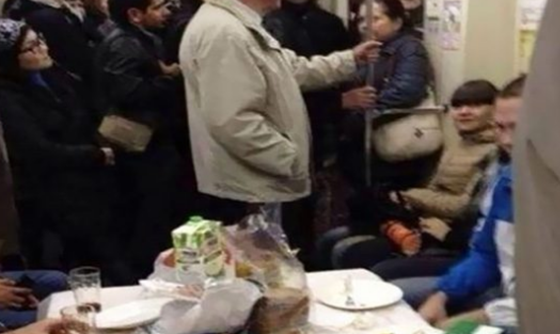 坐地铁哪些东西不能带，地铁上发现的15件奇怪东西794 / 作者:UFO外星人爱好者 / 帖子ID:47858