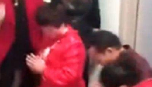 浙江宁波一男娶两女婚礼真相,实则一场为母冲喜的闹剧821 / 作者:伤我心太深 / 帖子ID:48253