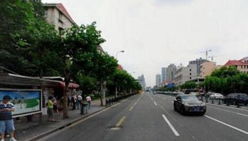 上海十大最邪门的地方,香炉形状的恒隆广场358 / 作者:小深 / 帖子ID:48333