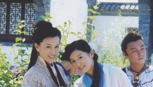 小仙女柏雪失踪之谜,消失六年后重现身571 / 作者:明明是我 / 帖子ID:48697