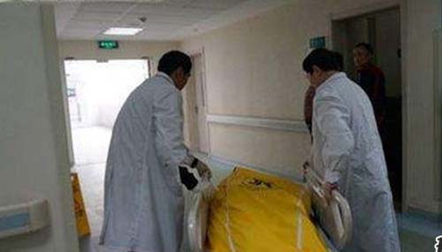 人死后为什么要盖住脸,竟然有着科学原理在其中323 / 作者:爱英语的人 / 帖子ID:48394