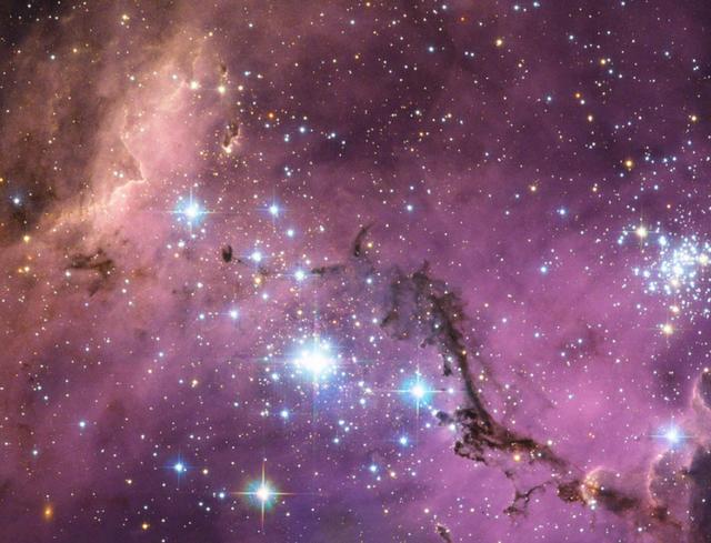 史上最古老黑洞可以揭开宇宙诞生的奥秘424 / 作者:ADUPREce / 帖子ID:48530