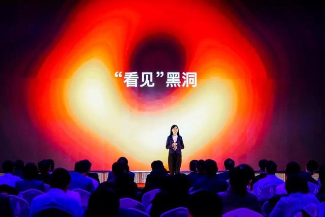 从地球看，黑洞大小相当于月球上的一个橘子，科学家要如何观测？323 / 作者:spiegesq / 帖子ID:48556