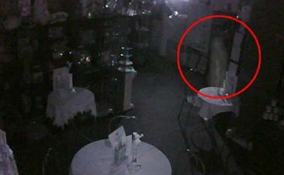 揭秘英国午夜鬼童之谜328 / 作者:ufo是假象 / 帖子ID:49428