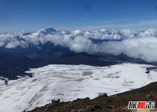 赤道火山口上的冰川之谜，火山附近被冰雪覆盖223 / 作者:网上的人生 / 帖子ID:49555
