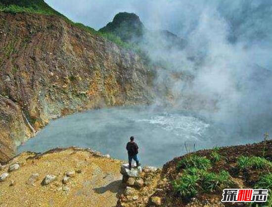 多米尼加沸水湖之谜，湖水沸腾温度超过100℃959 / 作者:志向探秘 / 帖子ID:49713