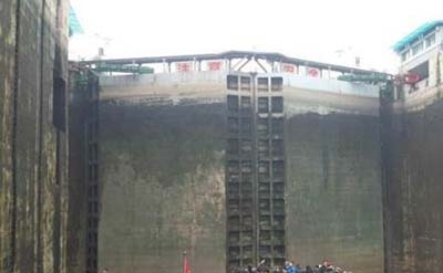 三峡大坝的18个秘密，没有任何国家敢动三峡大坝764 / 作者:爱UFO者 / 帖子ID:50056
