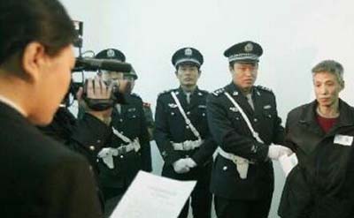 辽宁黑社会老大刘涌，当众掌掴刘德华震惊众人846 / 作者:网上的人生 / 帖子ID:49825