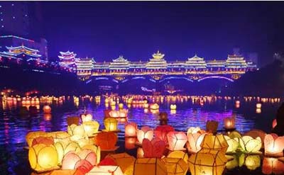 中元节俗称鬼节，传统祭祖节日710 / 作者:网上的人生 / 帖子ID:49787