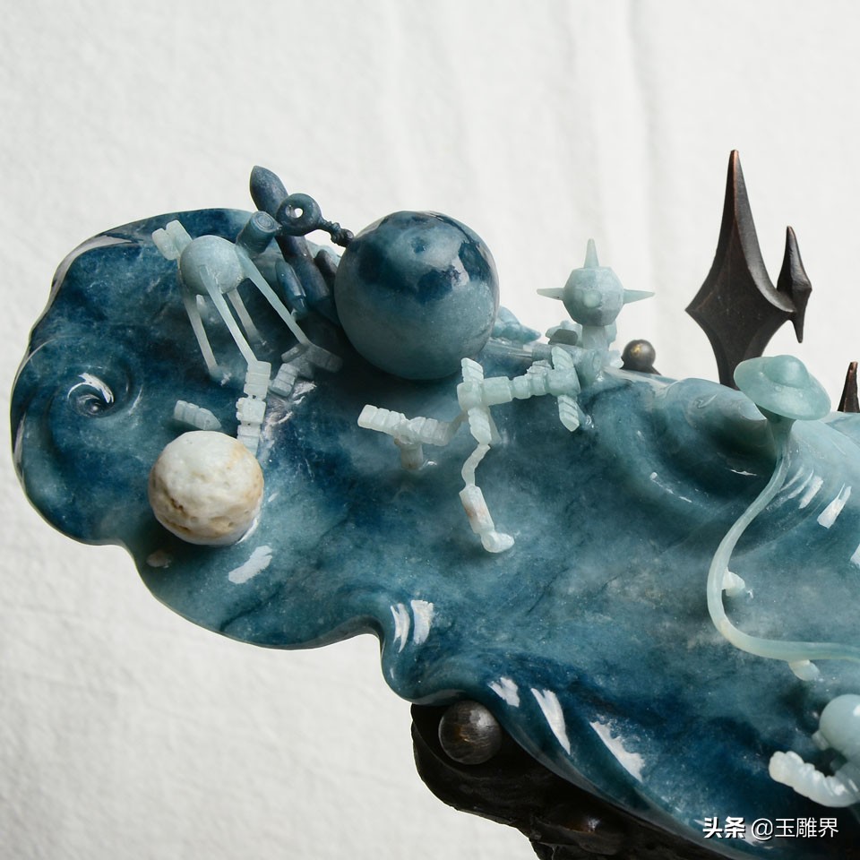 翡翠雕成宇宙太空，宇航员出仓，黑洞都展现得很经典677 / 作者:dzlqsq / 帖子ID:49998