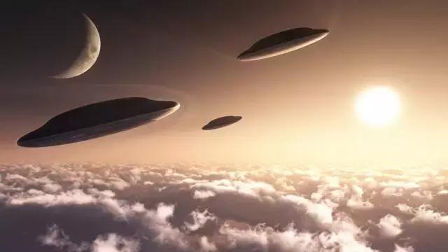 有史以来最高清UFO照片：美国承认，在火星拍到低空飞行“UFO”461 / 作者:tgboler / 帖子ID:50940