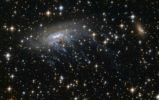太阳系位于银河系，银河系位于超星系团，超星系团上一级是什么？812 / 作者:dzlqsq / 帖子ID:51978