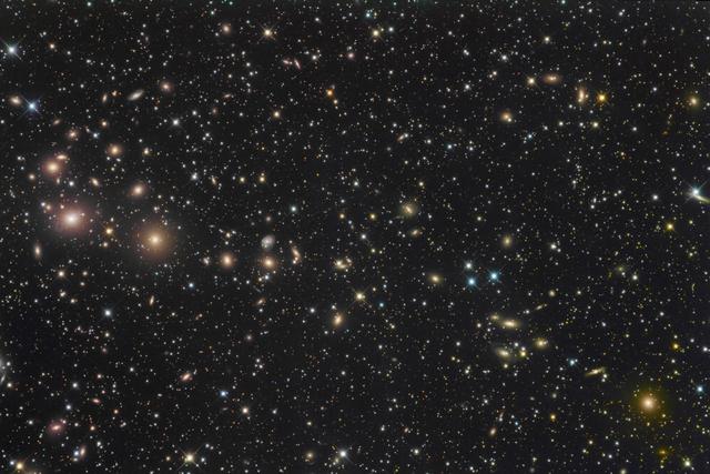 太不可思议！40亿光年外发现惊人超星系团，天文学家无法解释16 / 作者:可梦吧 / 帖子ID:51981