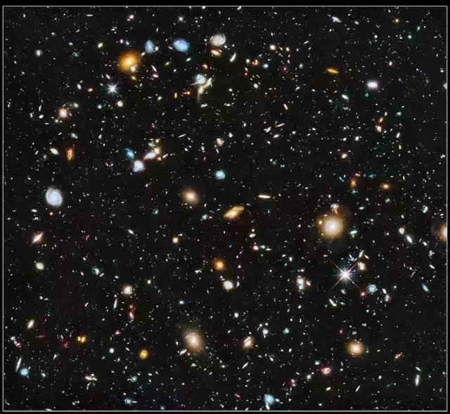奇幻的太空圆盘：草帽星系811 / 作者:CCouQPvx / 帖子ID:52000