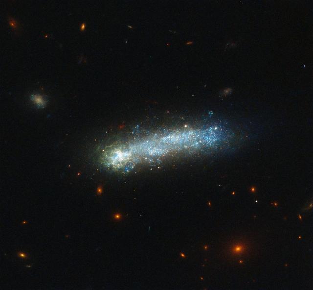 为何这些状如蝌蚪的星系，竟能从年幼的宇宙存活至今？812 / 作者:LThhVopG / 帖子ID:52054