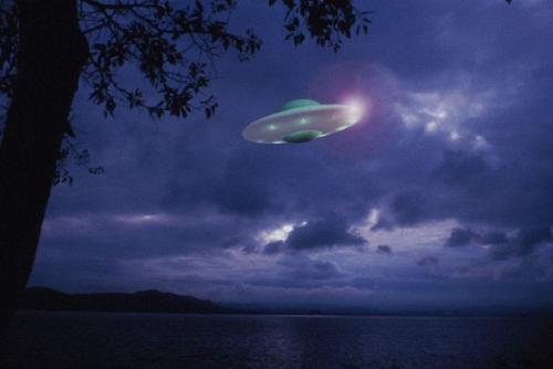 世界未解之谜：UFO到底是谁的飞行器？826 / 作者:dsadsadsasd / 帖子ID:52076