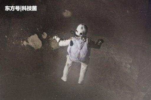 从10万米处跳伞, 人体存活概率多大? 科学家给出了答案344 / 作者:YiHYcCgb / 帖子ID:52285