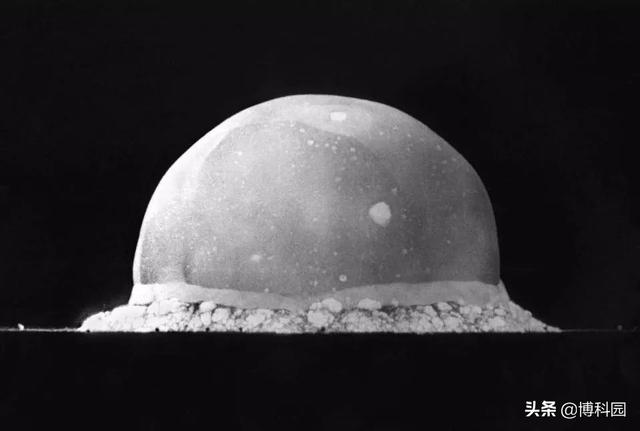 一口气就看懂宇宙的中心到底在哪？645 / 作者:流氓插件 / 帖子ID:52312