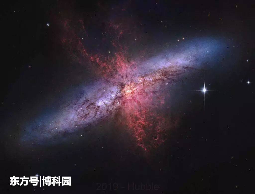 在巨型射电星系中心，发现一个年轻而模糊的活动星系核！172 / 作者:earth20011 / 帖子ID:52365