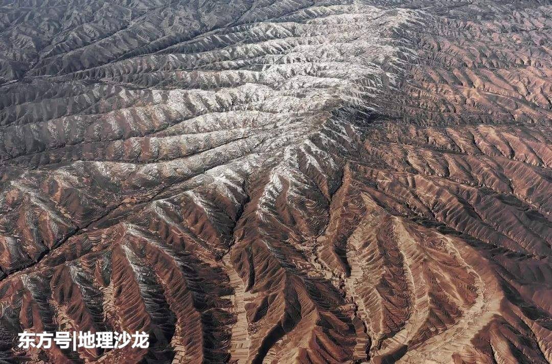 黄土高原地表“支离破碎”和“沟壑纵深”的成因是什么？168 / 作者:知足常乐77 / 帖子ID:52380