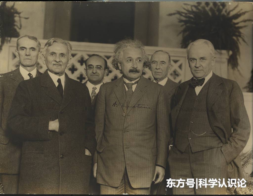 1948年，爱因斯坦为什么拒绝当以色列首任总统？272 / 作者:ADUPREce / 帖子ID:52462
