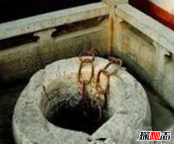锁龙井拍到的龙头图片653 / 作者:UFO爱好者 / 帖子ID:66943