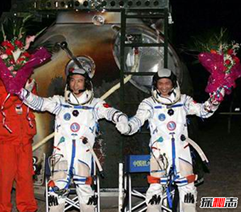 中国宇宙飞船发展史,有哪些图片资料分享937 / 作者:揭秘者 / 帖子ID:56204