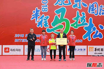 中国首个马拉松纪录缔造者张亮友 88岁依旧坚持跑完全程748 / 作者:网上的人生 / 帖子ID:52776