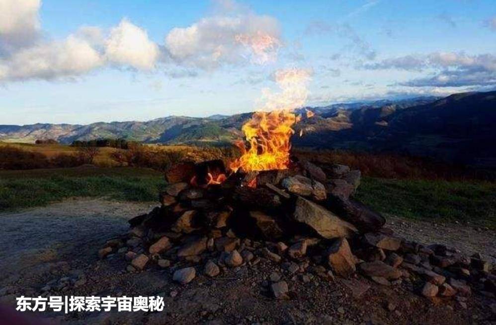 世界上最搞笑的火山，高度不足2米，如今沦为游客的“烧烤摊”964 / 作者:哪吒2017 / 帖子ID:53325
