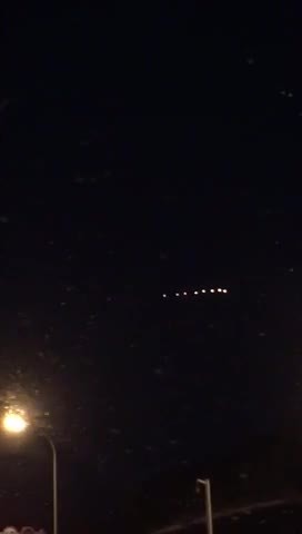 如何看待美国首次承认遭遇UFO，世界上真的有外星人吗？895 / 作者:米老鼠和蓝精鼠v / 帖子ID:53785