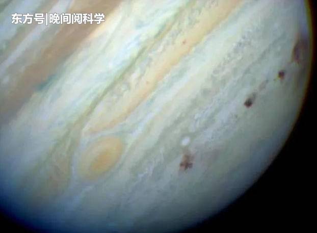 25年前木星遭遇大灾难，差点消失，此事件给人类敲响了警钟！85 / 作者:章牛险 / 帖子ID:53823