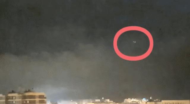 同样是雷暴天，又一次不明飞行物出现，银盘快速盘旋，专家对了？748 / 作者:babysuperman / 帖子ID:53979