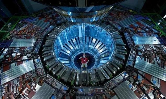 谈谈我对宇宙规律多样化的起源和探讨657 / 作者:忧伤428 / 帖子ID:54190