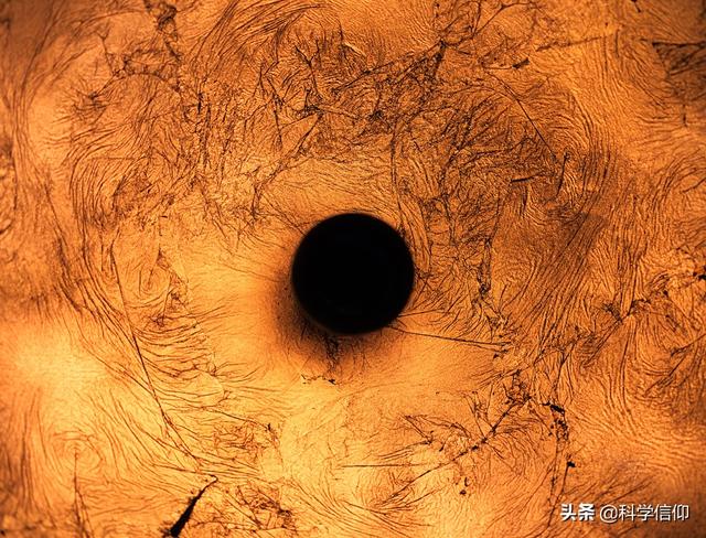 超新星爆发就是天体爆炸，若黑洞也会爆炸，那么宇宙就是由此而来687 / 作者:么斯汀 / 帖子ID:54243