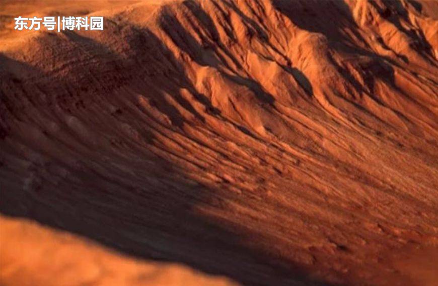 火星上发生55公里宽的大面积滑坡，莫非是冰层融化导致？3 / 作者:十年2017 / 帖子ID:54706