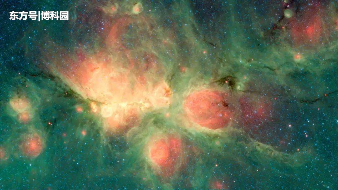 总晕质量达3.3万亿倍太阳质量，它是宇宙中最密集的恒星诞生地938 / 作者:GRcSXZPy / 帖子ID:54783