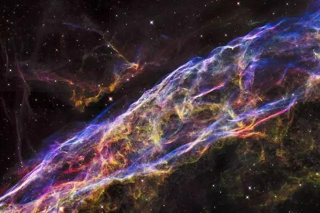 根据广义相对论，科学家得到惊人结论：宇宙终将消失在黑洞之中279 / 作者:掌舵的鱼1987 / 帖子ID:55114