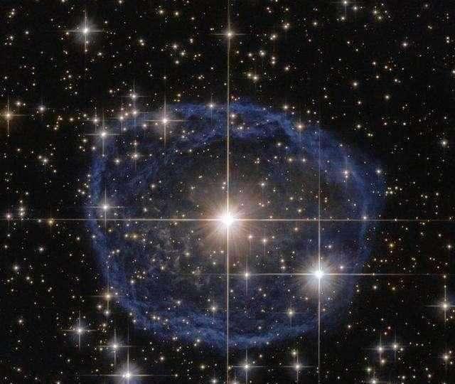 宇宙中最亮的星体，比太阳亮了700万亿倍，堪比2万多个银河系507 / 作者:沙941 / 帖子ID:55351