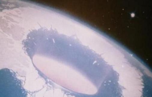 地心世界真的存在吗？科学家称地下一万公尺可能有外星人63 / 作者:sbs / 帖子ID:55405