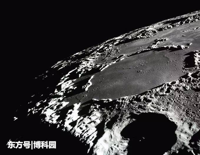 落入月球“永久黑暗”陨石坑中的物质，可能会被冻结数十亿年！786 / 作者:禾口王君卤 / 帖子ID:55969