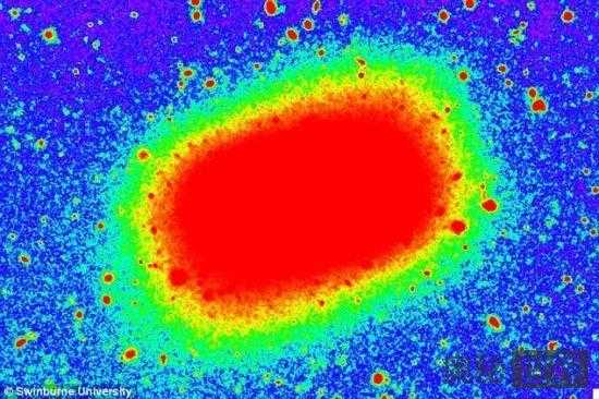 在距地球7000万光年外观测到罕见的矩形星系989 / 作者:UFO外星人爱好者 / 帖子ID:60400 在距地球7000万光年外观测到罕见的矩形星系989 / 作者:UFO外星人爱好者 / 帖子ID:60400