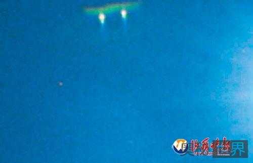 山西省平遥县上空出现UFO395 / 作者:UFO来啦 / 帖子ID:60795 山西省平遥县上空出现UFO395 / 作者:UFO来啦 / 帖子ID:60795
