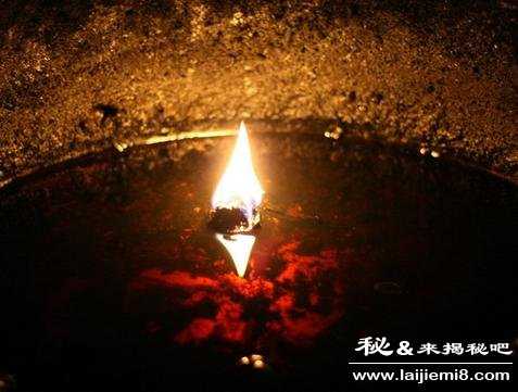 古墓长明灯千年不熄的千古谜团视频607 / 作者:UFO来啦 / 帖子ID:62780 古墓长明灯千年不熄的千古谜团视频607 / 作者:UFO来啦 / 帖子ID:62780