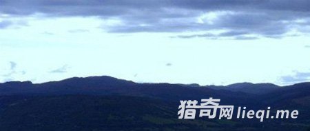 蓝色UFO落入有水怪的尼斯湖 警方搜寻60 / 作者:UFO外星人爱好者 / 帖子ID:57253 蓝色UFO落入有水怪的尼斯湖 警方搜寻60 / 作者:UFO外星人爱好者 / 帖子ID:57253