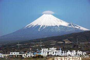 震惊！曝日本富士山现疑似UFO舰队343 / 作者:UFO外星人爱好者 / 帖子ID:57207