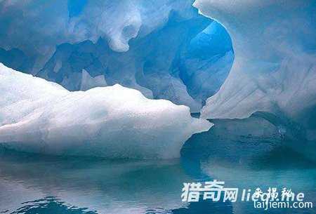 UFO基地竟隐藏在北极地下巨大洞穴？373 / 作者:UFO外星人爱好者 / 帖子ID:57271
