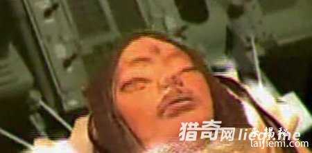 美掩盖真相：阿波罗月球带回女尸757 / 作者:UFO来啦 / 帖子ID:65530