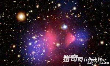 宇宙现神秘“黑域” 或形成惊人恒星266 / 作者:UFO外星人爱好者 / 帖子ID:57733