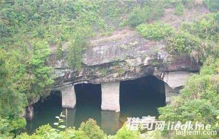 长江客轮翻沉 揭开中国神秘北纬30度834 / 作者:UFO来啦 / 帖子ID:66016