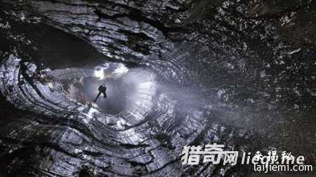 地球被钻出无底洞！深处传来叫声456 / 作者:UFO来啦 / 帖子ID:63256